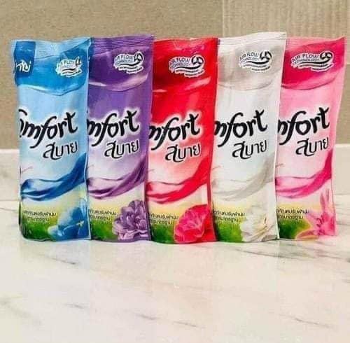 Nước xã comfor thái bịch 580ml (giao ngẫu nhiên)