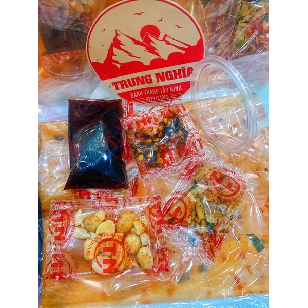 Bánh Tráng Tôm Me . Trung nghĩa
