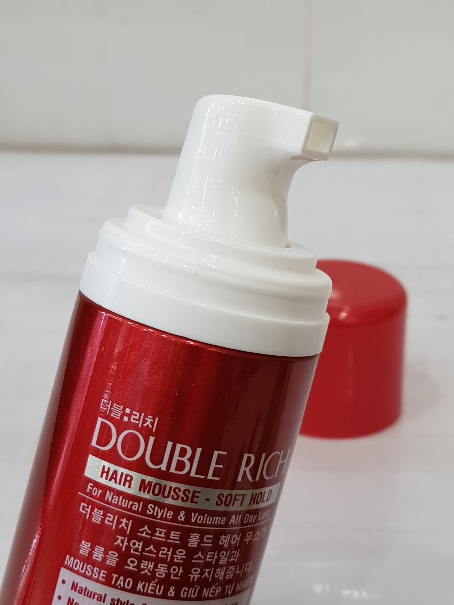 Mousse Xịt Giữ Nếp Mềm Tóc Double Rich Hair Mousse 150ml