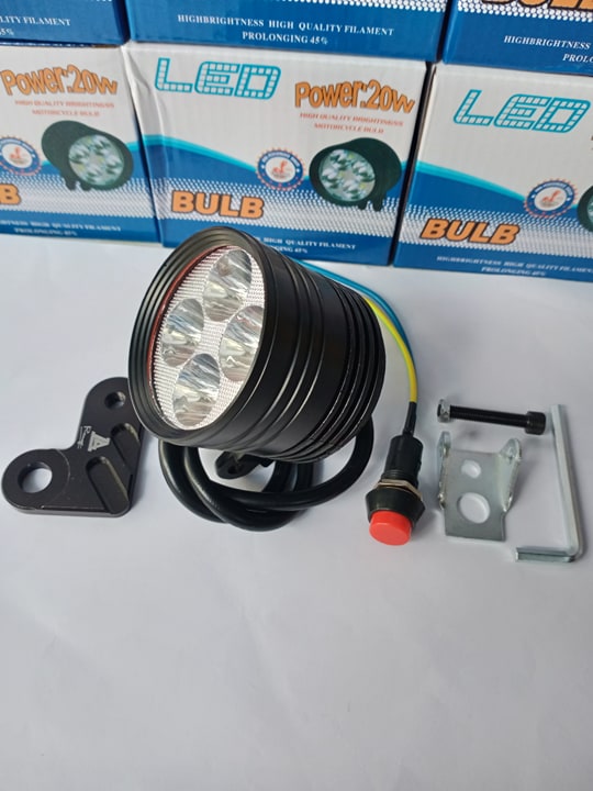 ĐÈN TRỢ SÁNG 3 CHẾ ĐỘ TẶNG KÈM CÔNG TẮC