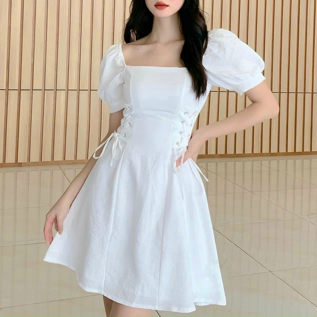 đầm xoè tay phồng cổ vuông đan dây eo phong cách