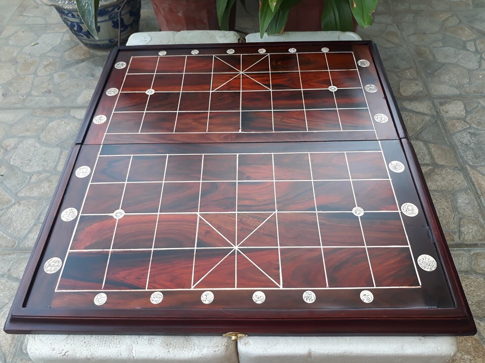 Bộ Bàn Cờ Tướng Gỗ Trắc [ Bao Gồm Bàn và Quân ]