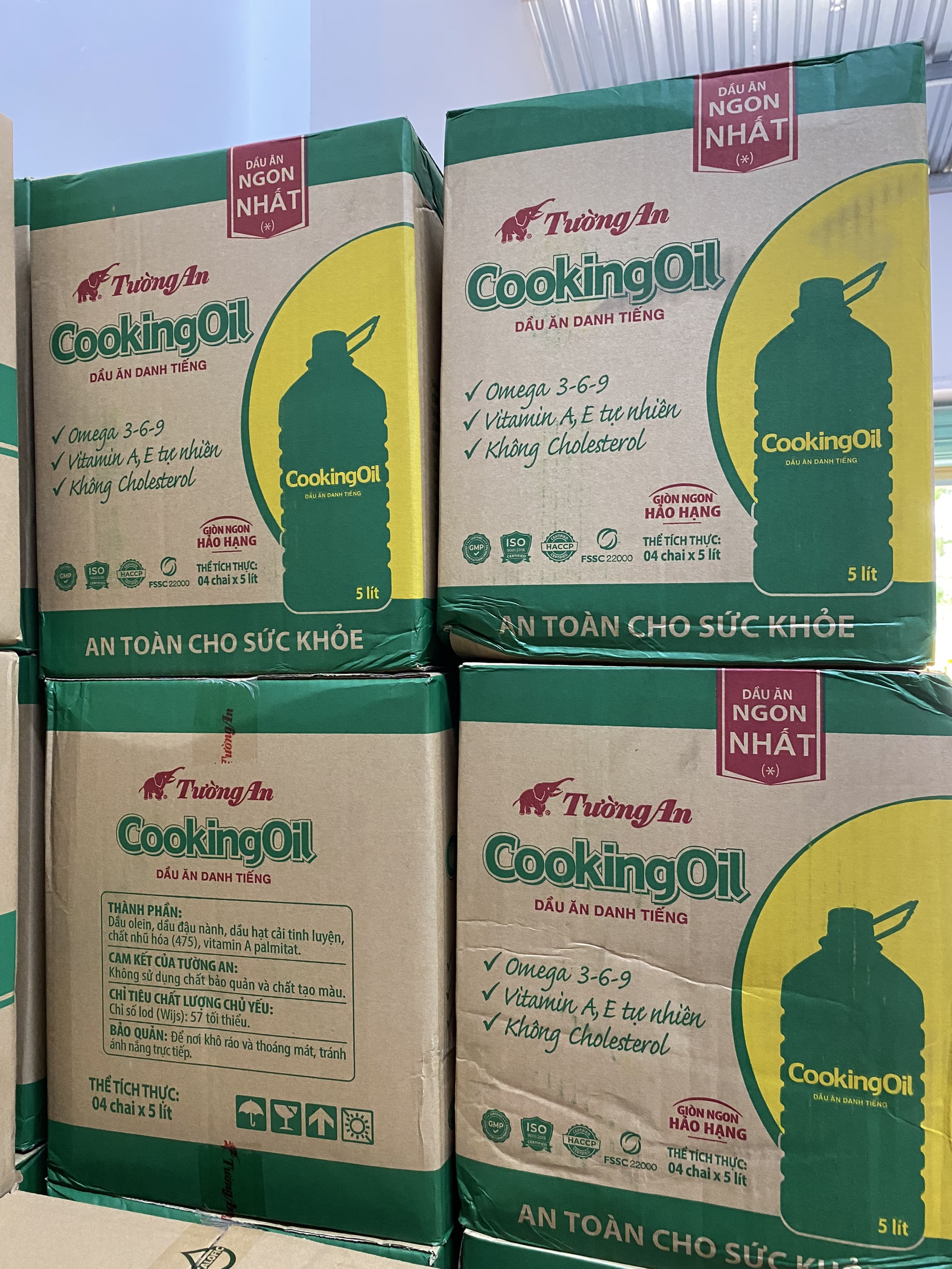 Dầu ăn Tường An can 5 lít, 1 lít