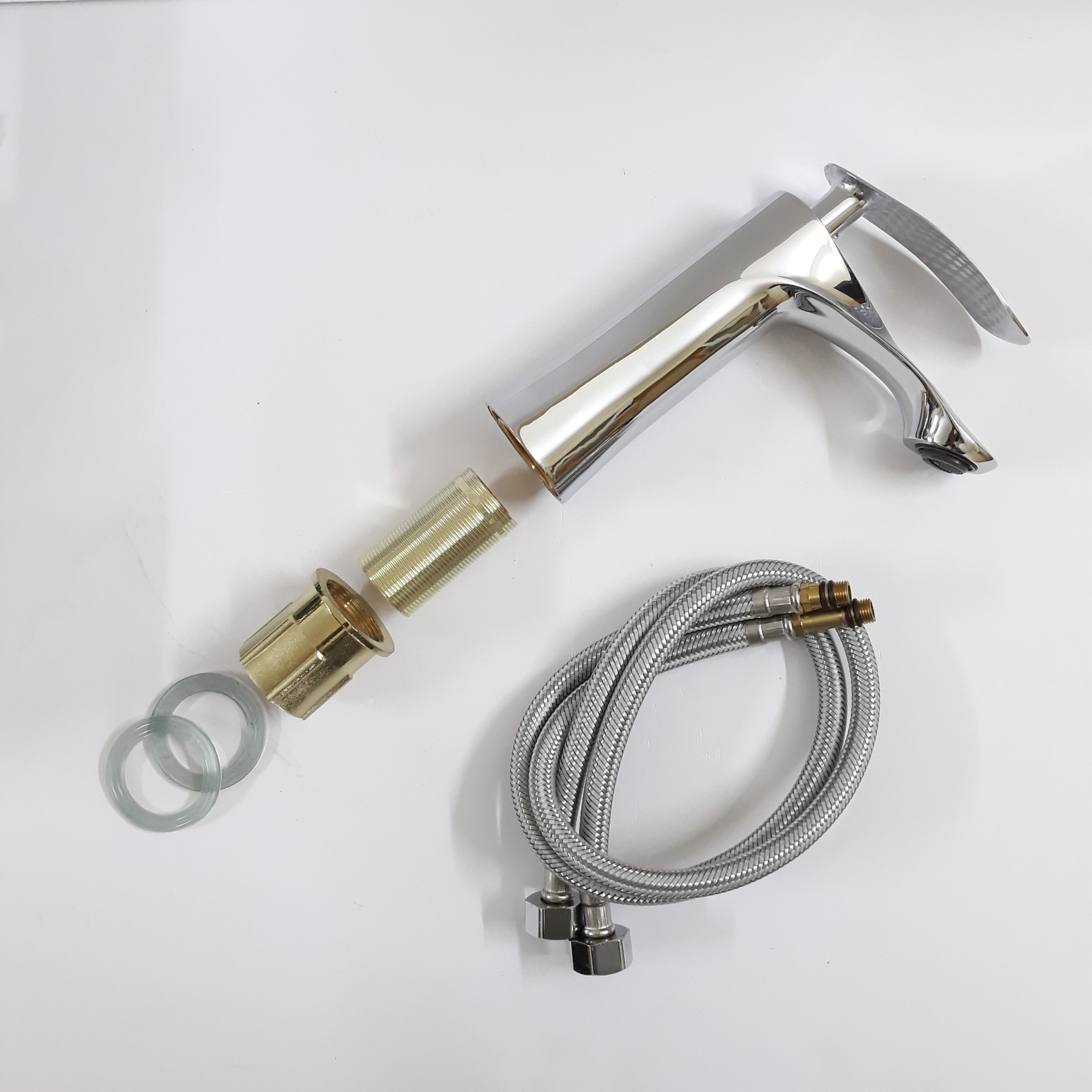 Vòi Lavabo nóng lạnh kiểu dáng lá liễu 20cm chất liệu Đồng cao cấp với lớp mạ sáng bóng bền đẹp theo thời gian.