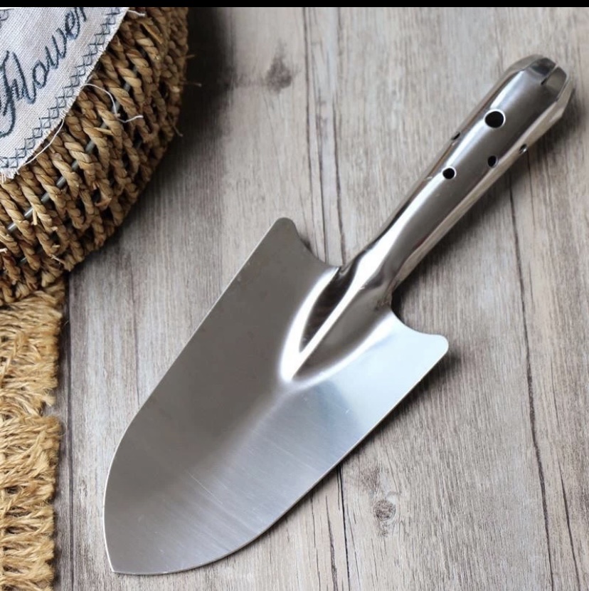 Xẻng làm vườn inox