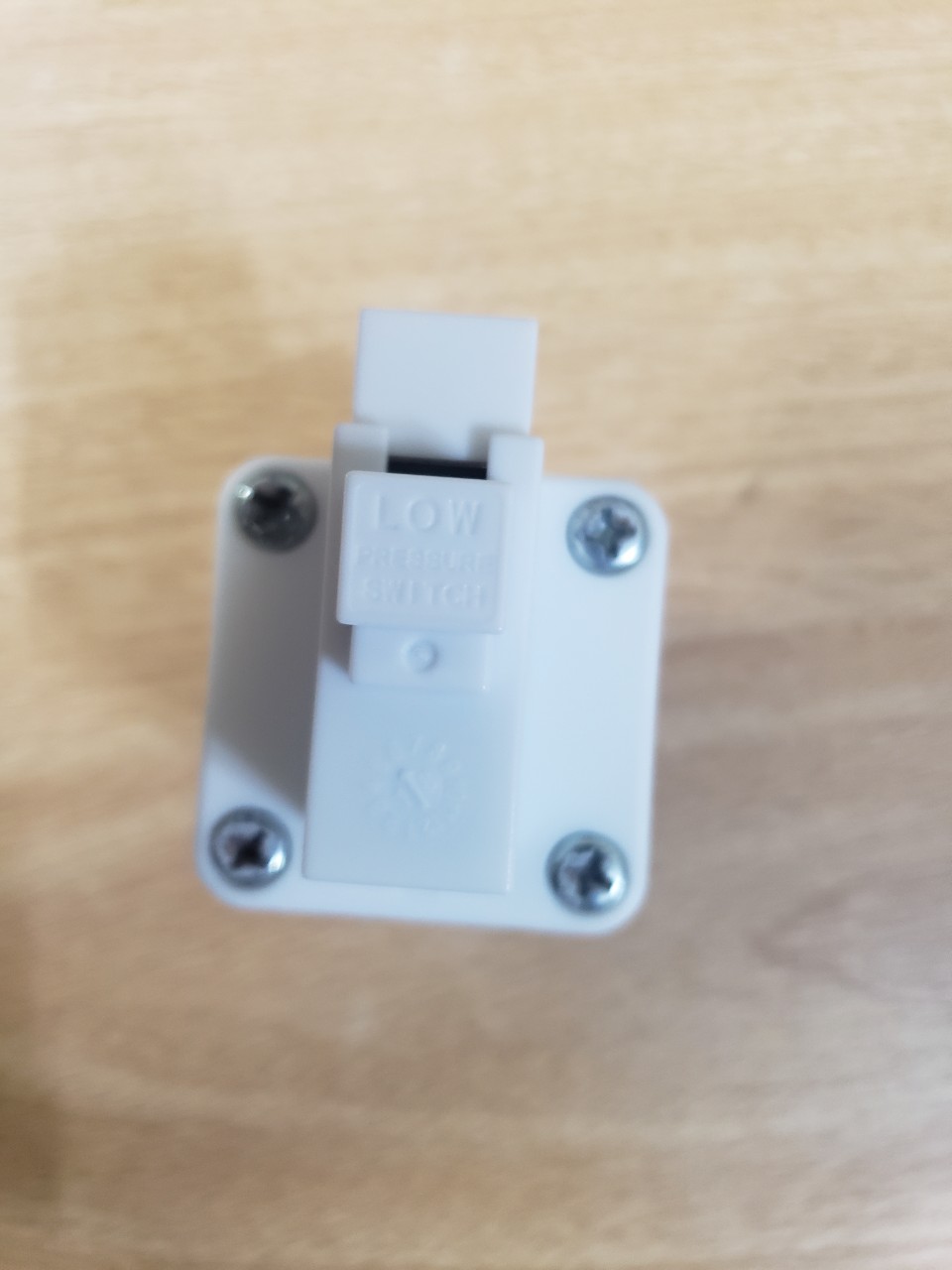 Van Áp Thấp Máy Lọc Nước RO - Kết Nối Dây 6mm