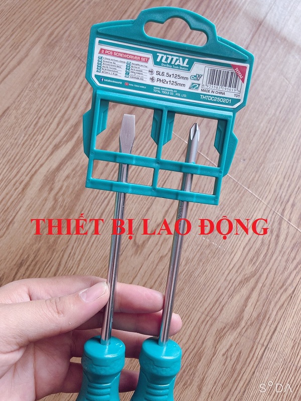 Bộ 2 tua vít dẹp và bake THTDC250201