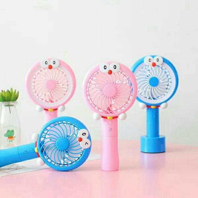 Quạt sạc cầm tay hình kitty có đèn sáng