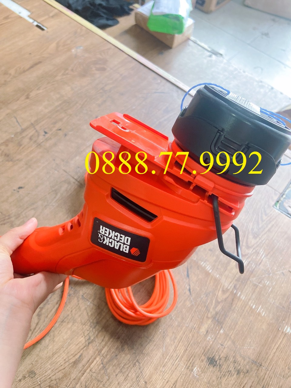 Black+Decker - Máy cắt cỏ cầm tay 550W GL5530-B1