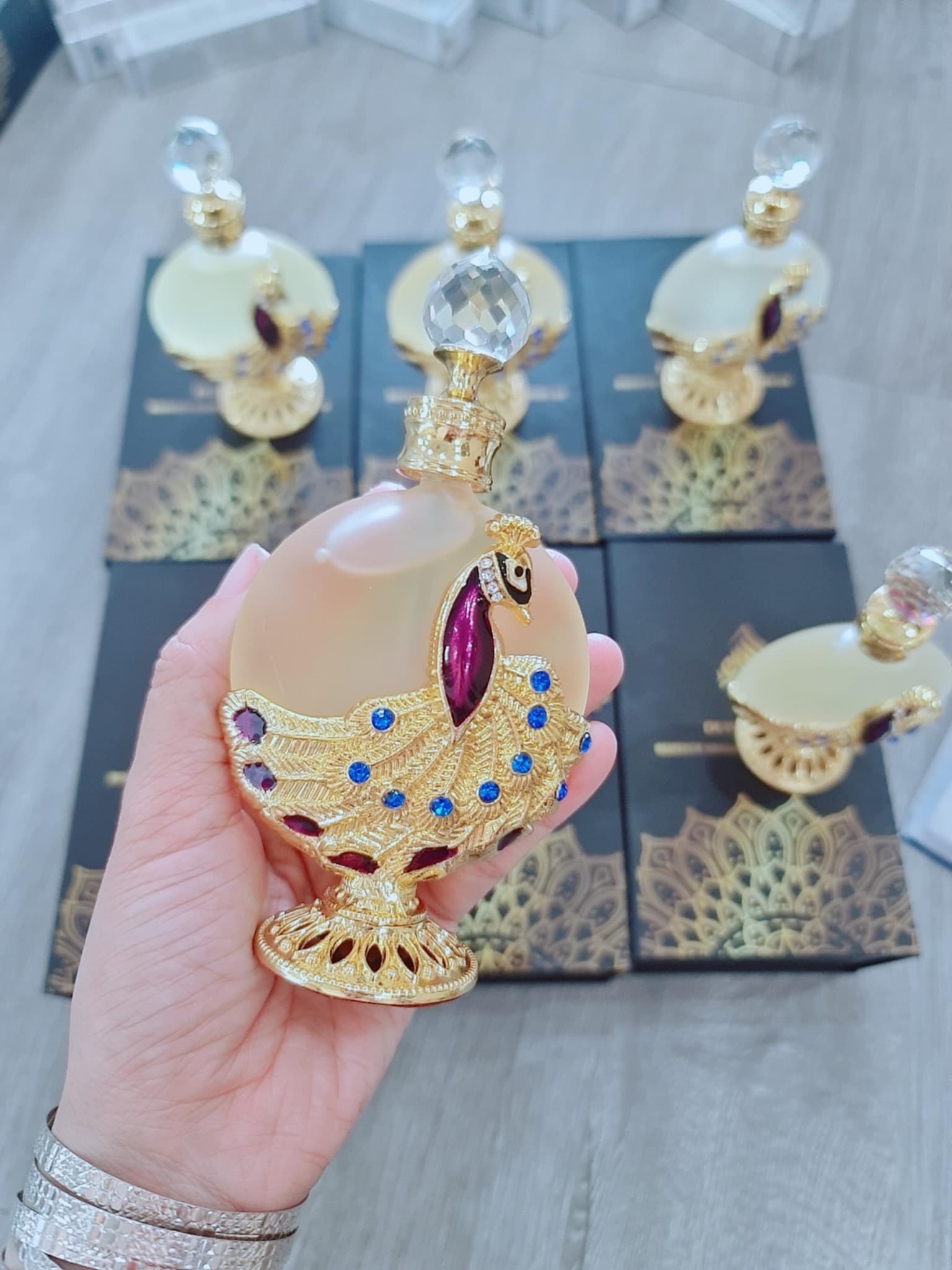 Tinh dầu nước hoa con công Dubai  35ml