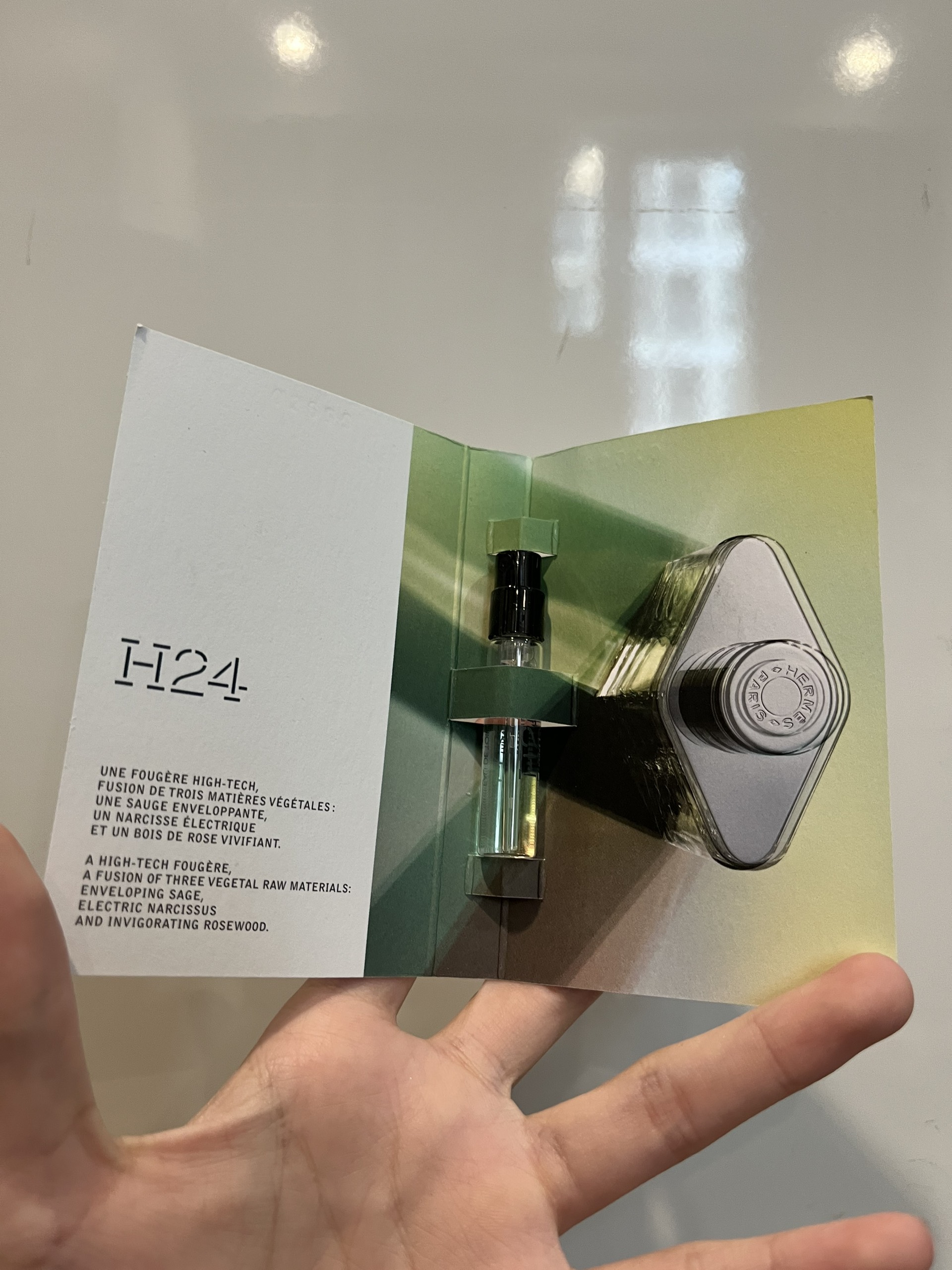 Mẫu thử nước hoa Vial Hermes H24 - EDT - 2ml