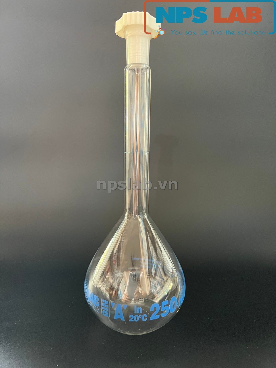 Bình định mức thủy tinh Isolab