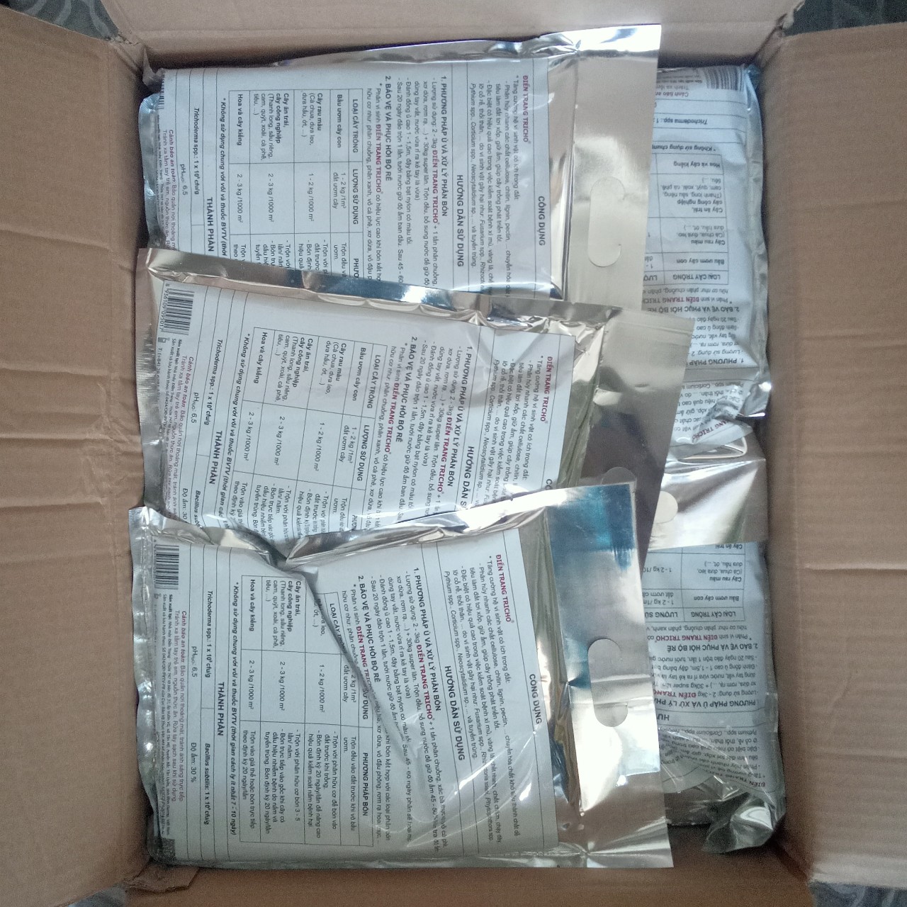 Men Vi Sinh Trichoderma - Tricoderma Ủ Phân, Ủ Rác Thải Và Ủ Đậu Tương Gói 1 Kg