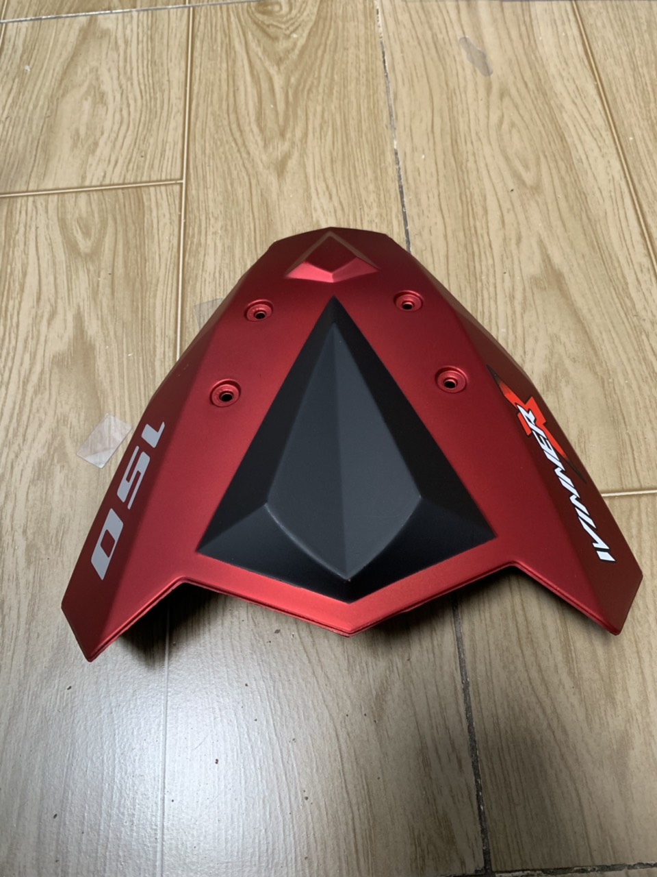 Mão xe winner x màu đỏ đô
