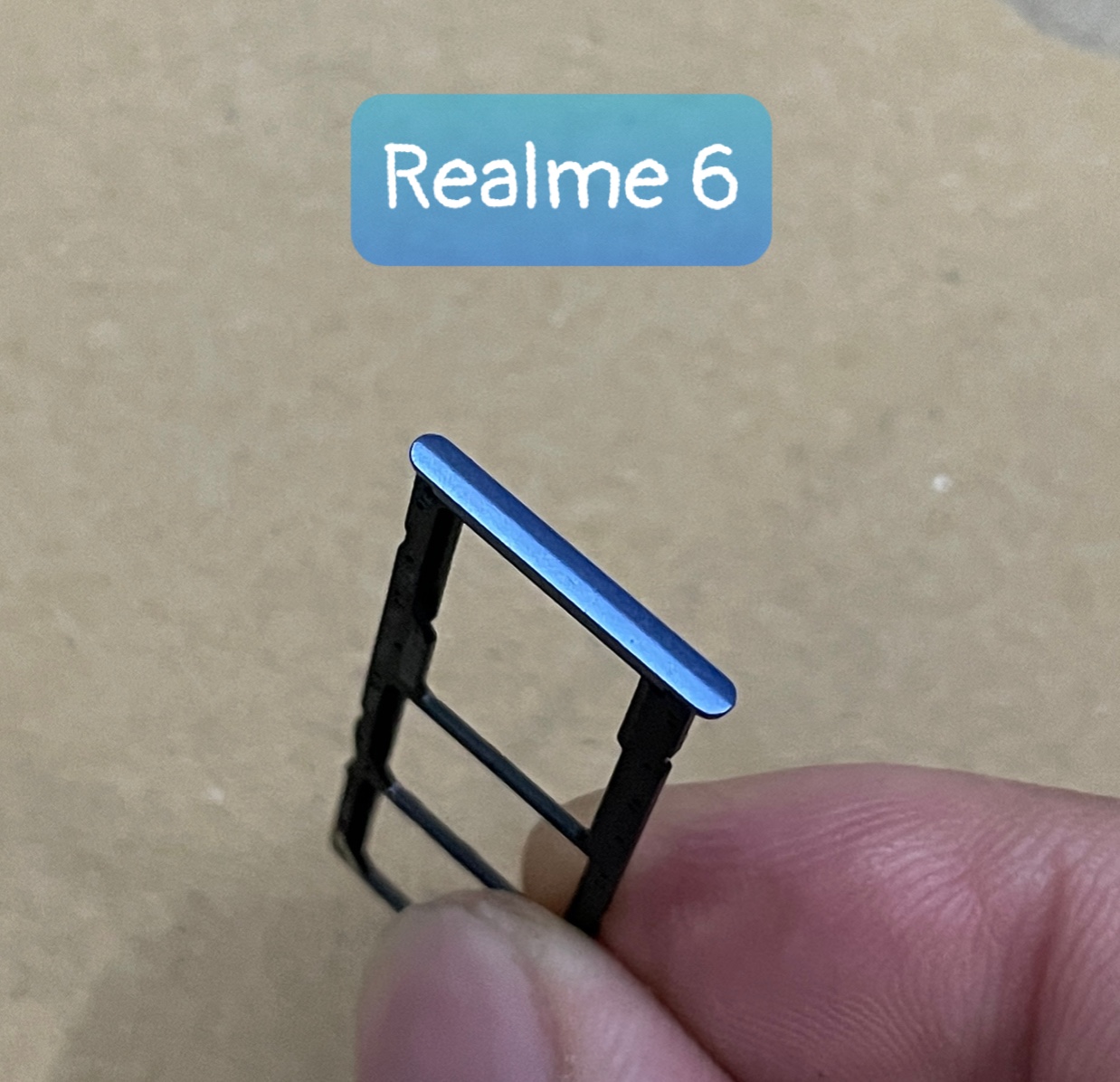 khay sim Realme 6