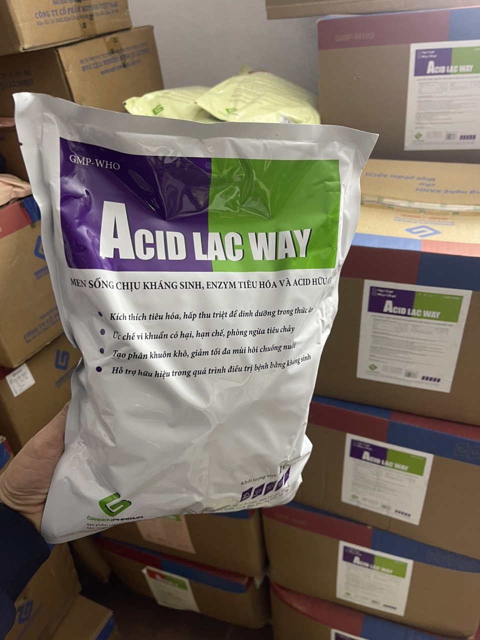 ACID LAC WAY Greenpharma Bổ sung men vi sinh sống chịu kháng sinh, Enzym tiêu hóa và acid hữu cơ Acid Citric tối thiểu 10%. Sản phẩm men tiêu hóa sống tốt cho hệ tiêu hóa gia cầm, thủy cầm và động vật.