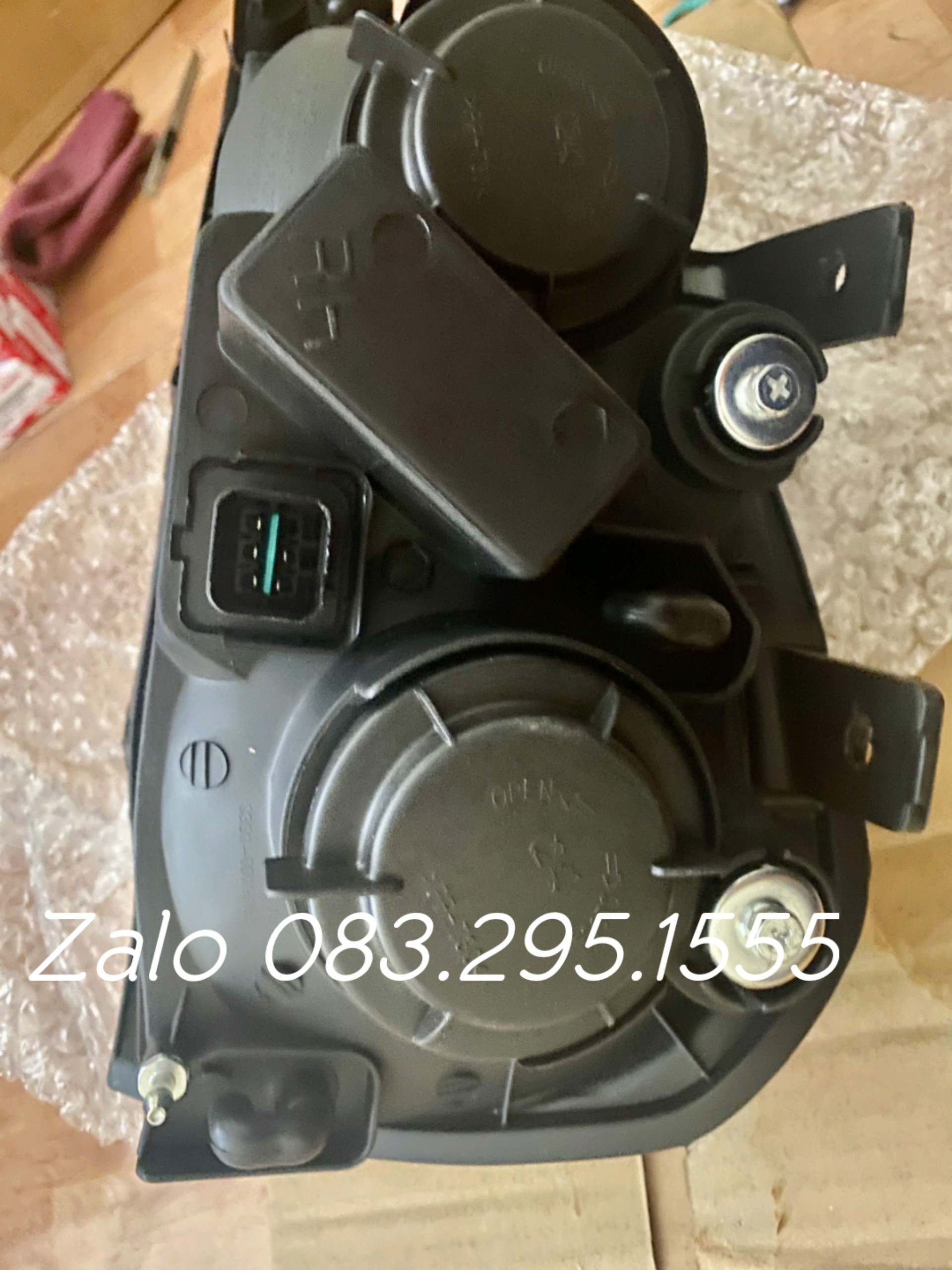 đèn pha LACETTI 04 - 09 , xe trong nước