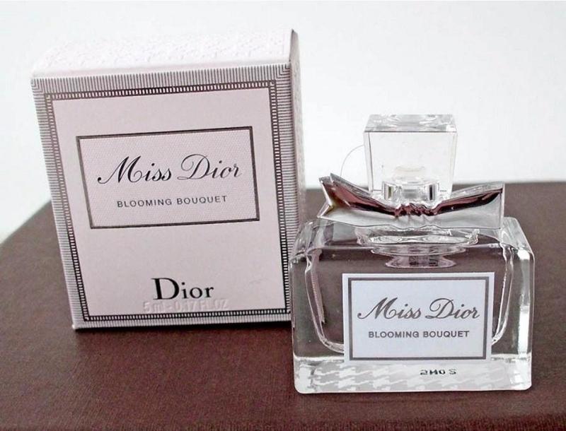 Nước hoa Miss Dior Blooming Bouquet 5ml