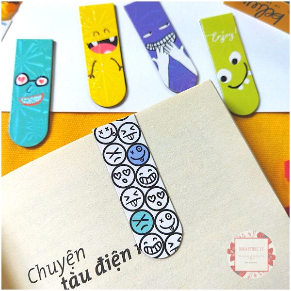 Combo 5 Bookmark Nam Châm Đánh Dấu Sách - Smile (Mẫu Ngẫu Nhiên)