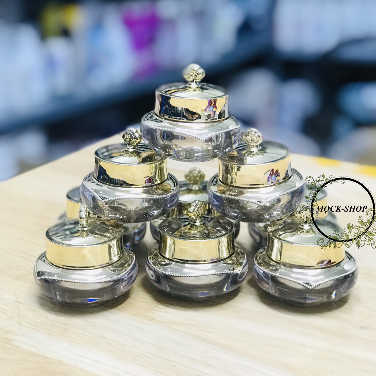Kem Dưỡng Da Chống Lão Hóa Whoo Cheongidan Regenerating Cream Cho Da Sáng