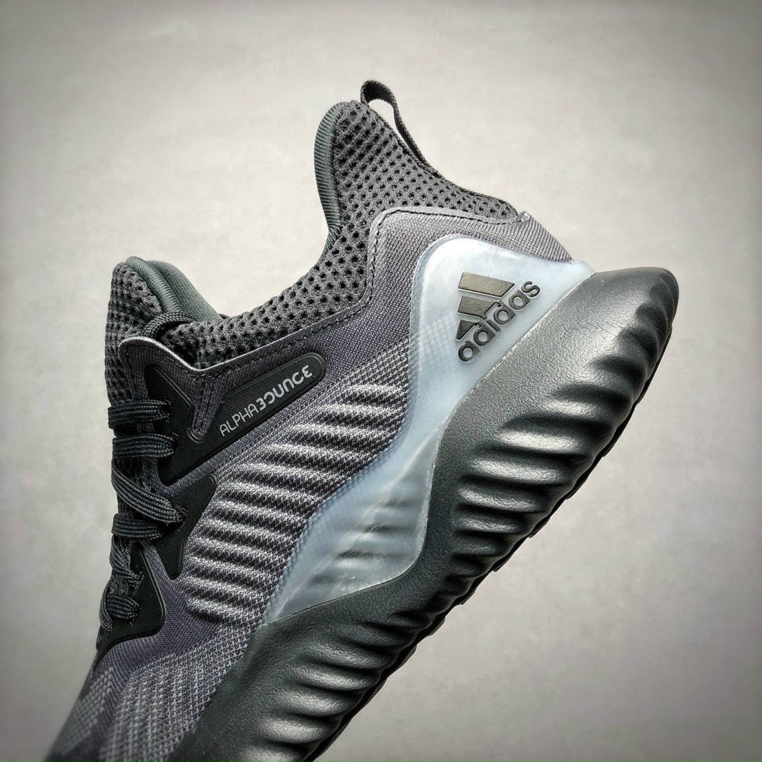 GIÀY ADIDAS ALPHABOUNCE BEYOND