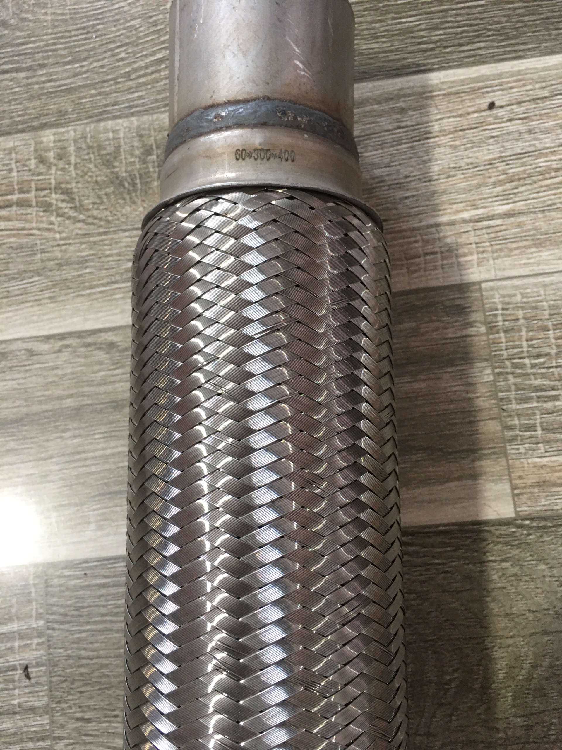 Phụ kiện ô tô: Cổ xả mềm 60/30/40