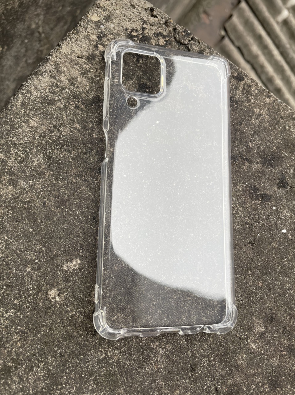 Ốp Samsung Galaxy A12 , M12, F12 - Silicon trong suốt chống sốc 4 góc