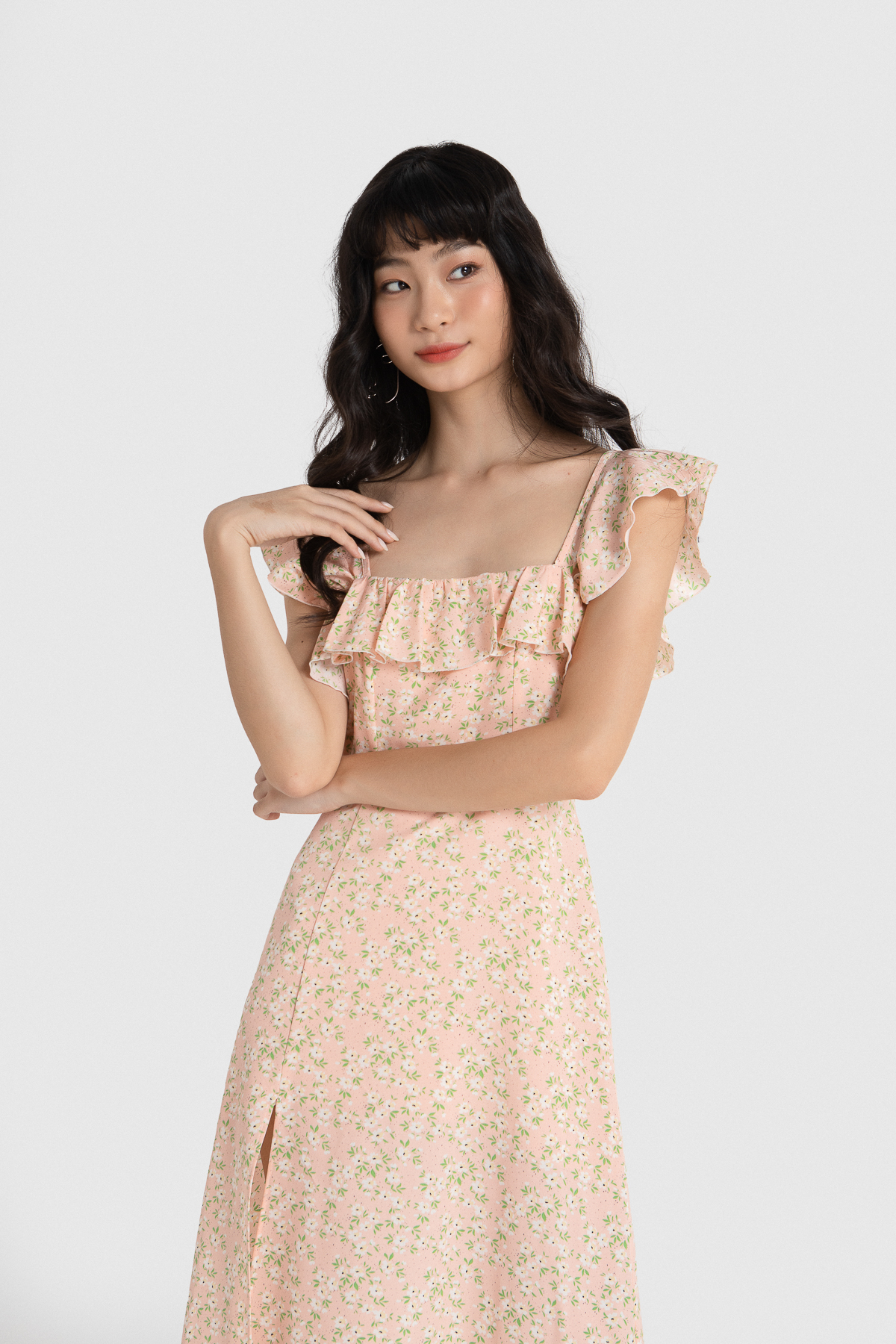 Đầm Maybi midi form A in hoa trắng nền hồng xẻ tà
