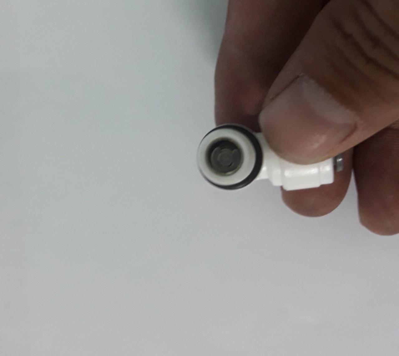 One-Way Valve for Ro Water Purifier – High-Quality Material, Anti-Backflow, Protects Ro Membrane & Maintains Tank Pressure