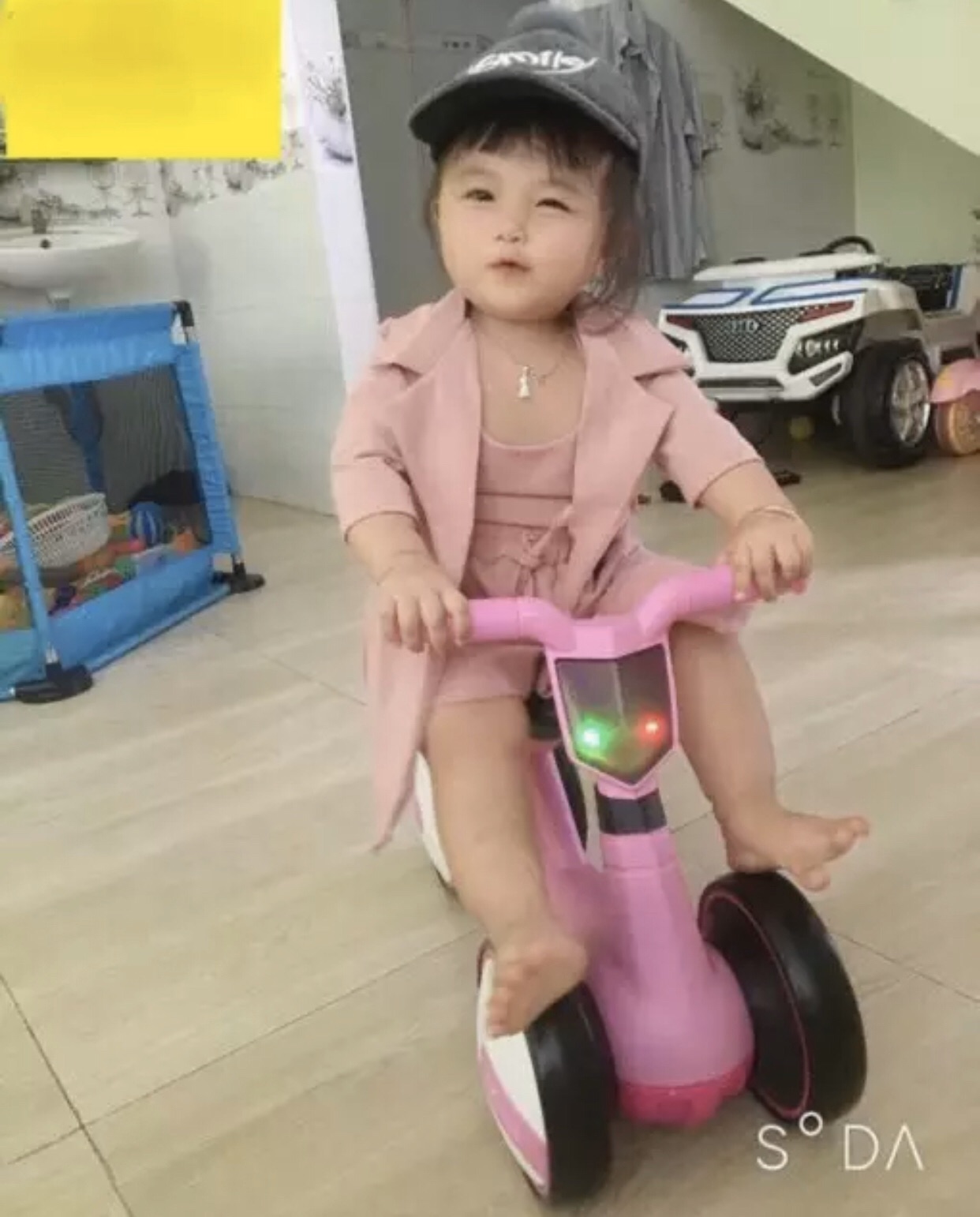 Xe chòi chân mini bike có nhạc, đèn