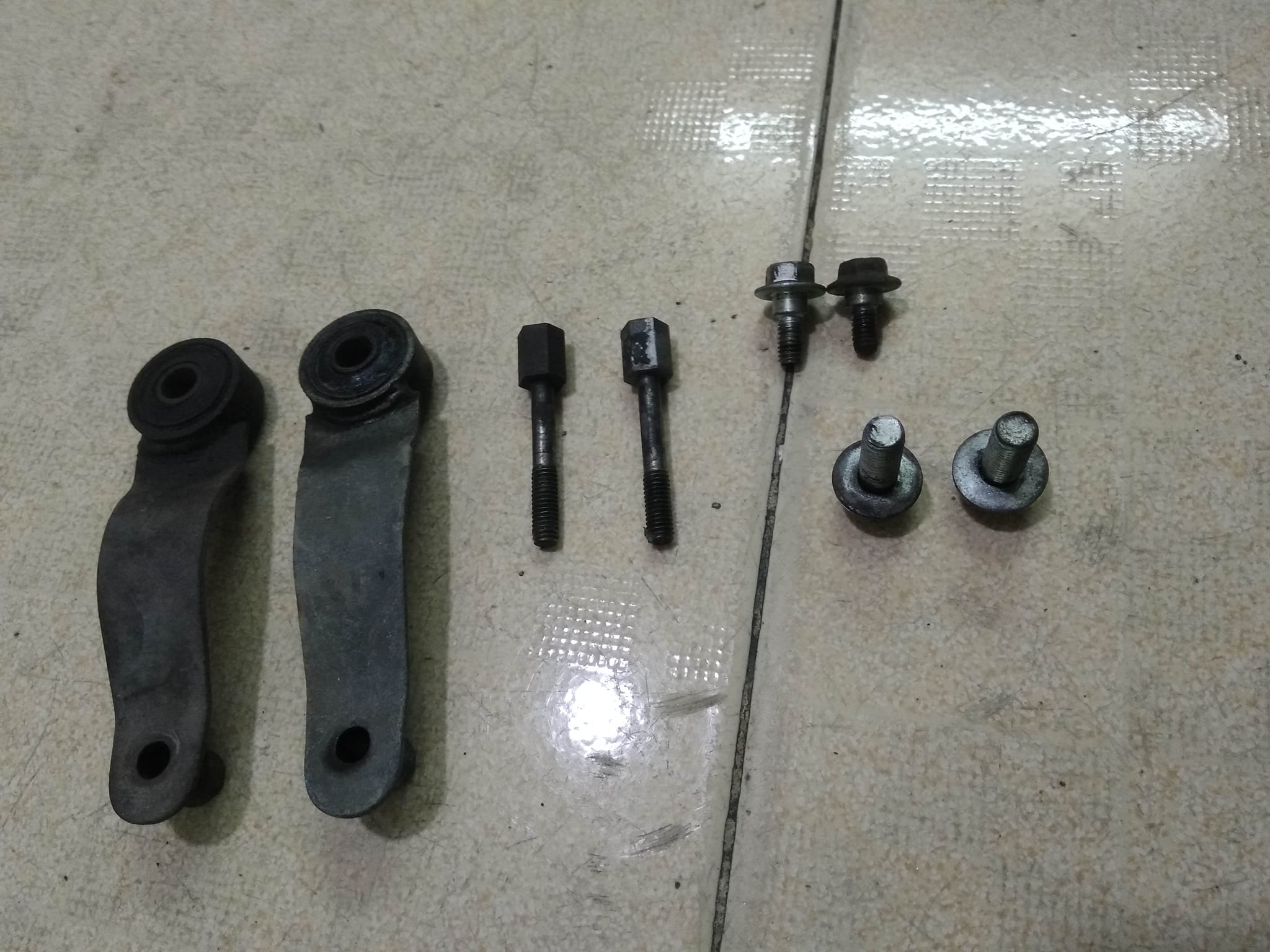 Cặp bắt yếm xe honda chaly
