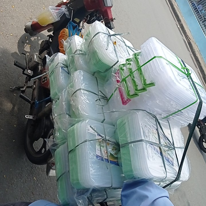 Khay cơm Duy Tân