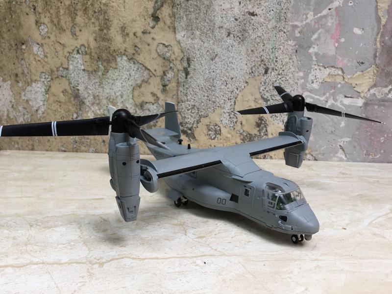Mô hình Máy bay vận tải V-22 Osprey 1:72