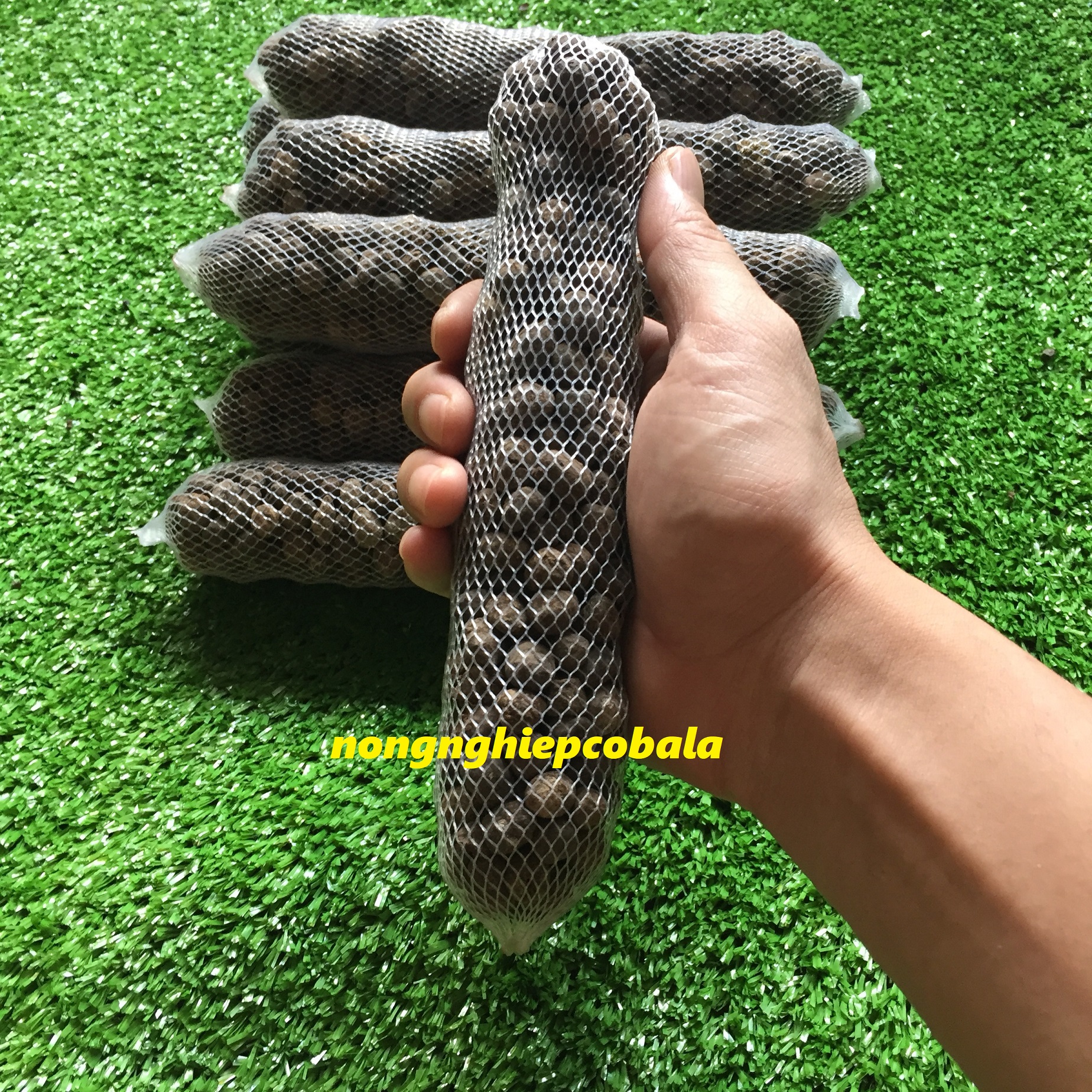 [HCM]Combo 10 Phân Dê Túi Lưới 15cm Đặt Gốc Lan Hoa Kiểng