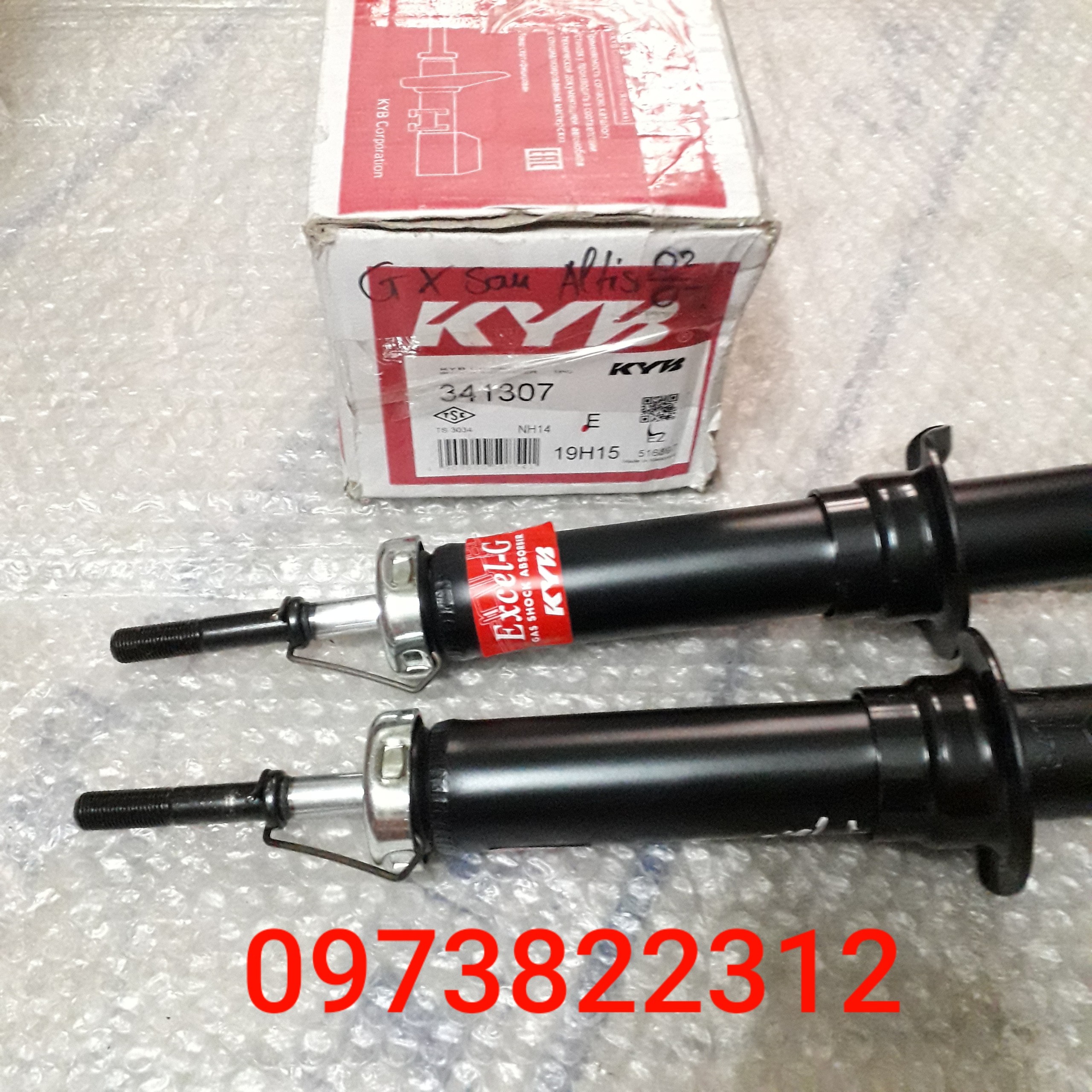 Giảm xóc sau altis 02-07