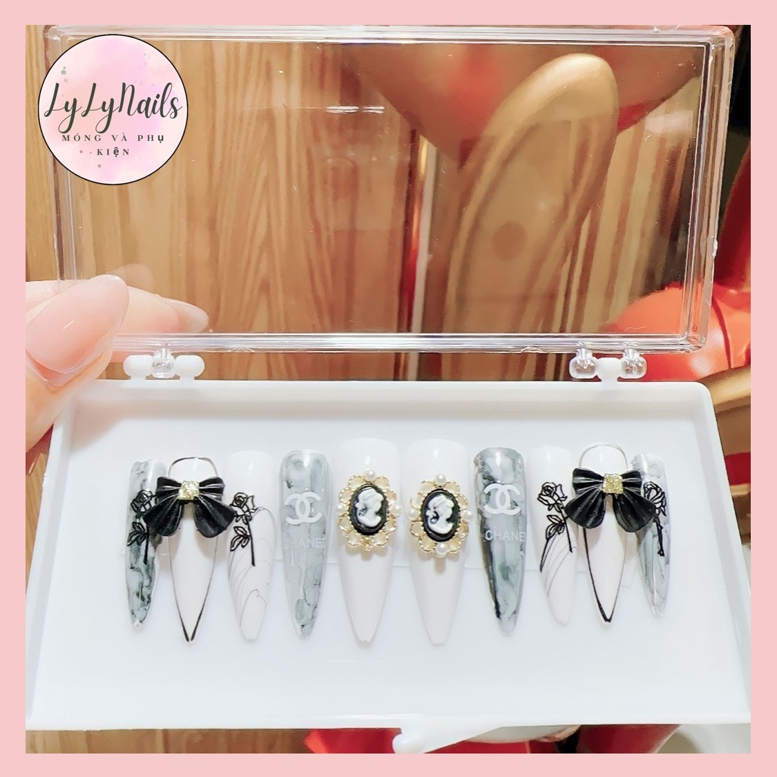 Set 24 móng giả,Nailbox thiết kế đính charm,đính đá trang nhã sang chảnh LyLy mã PP35