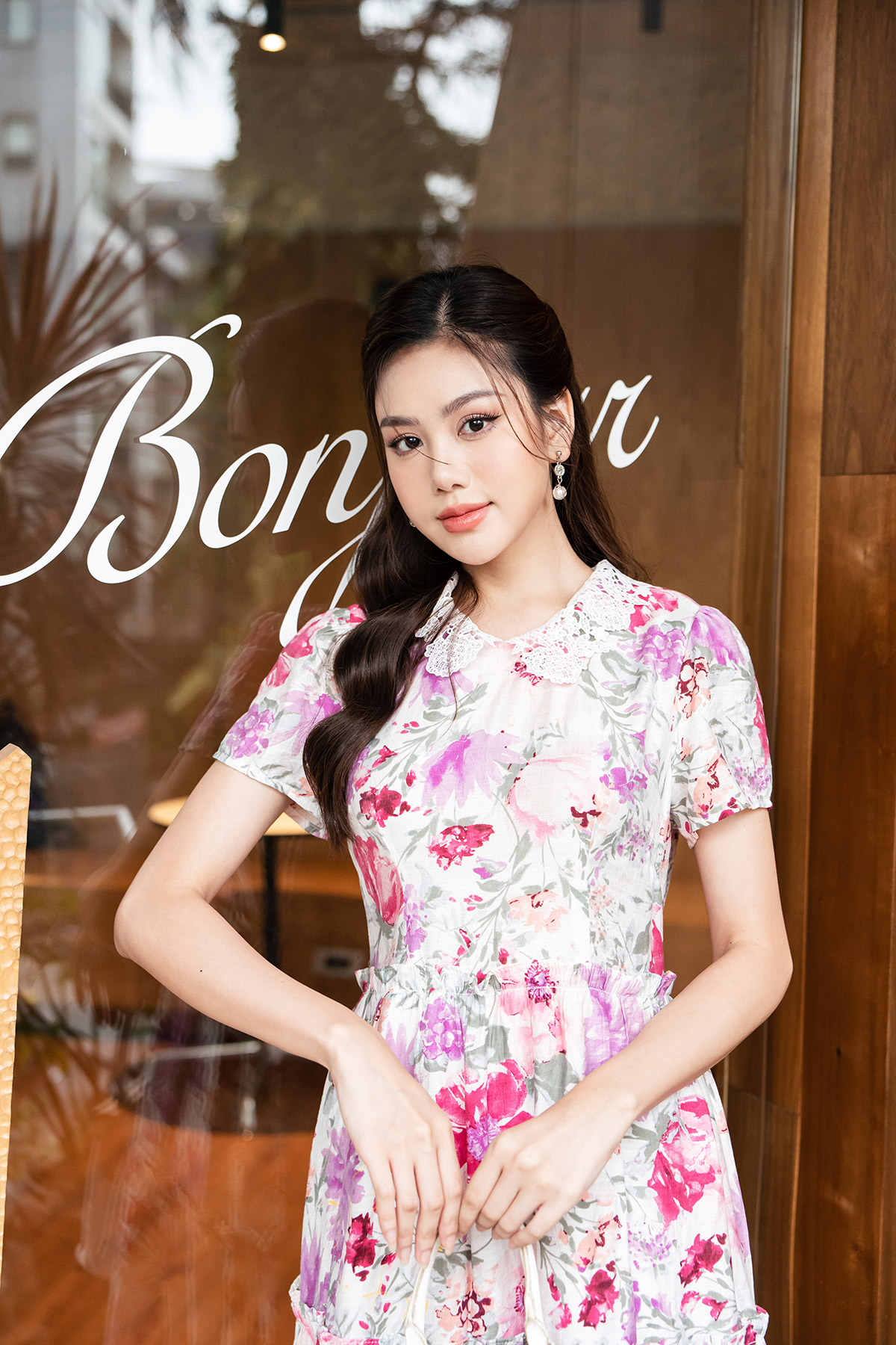 Đầm Maxi Lamer Cổ Ren L63M23H027