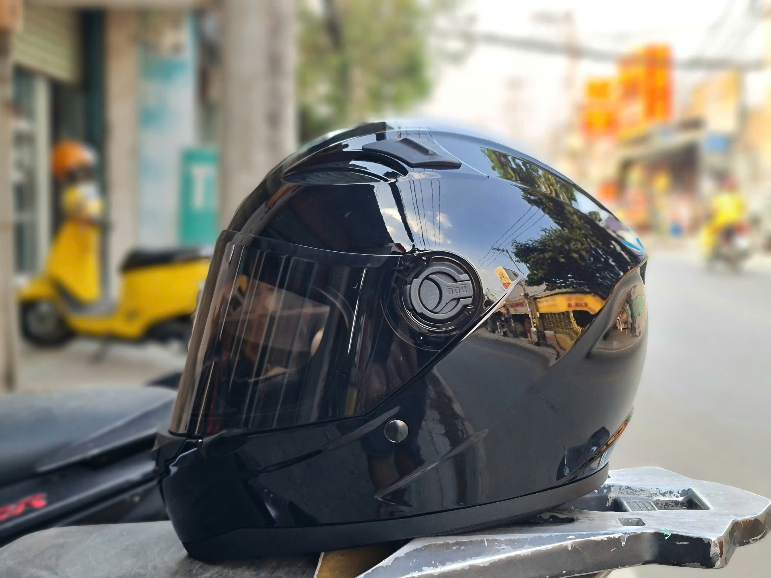 Nón bảo hiểm fullface AGU tem dragonboy tặng kèm túi rút hàng chính hãng BẢO HÀNH 12 THÁNG