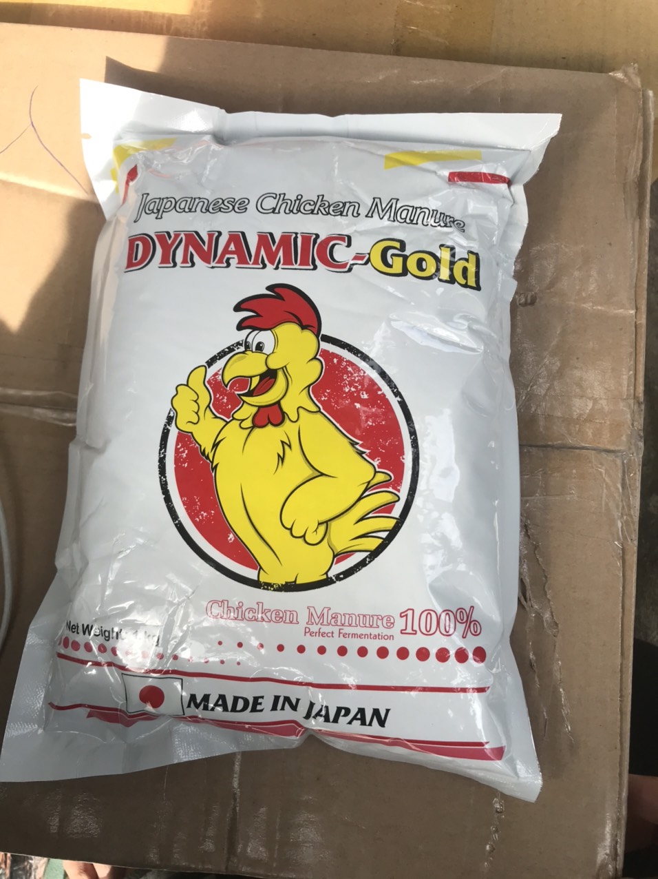 PHÂN BÓN HỮU CƠ DYNAMIC GOLD  PHÂN GÀ NHẬT gói 1kg