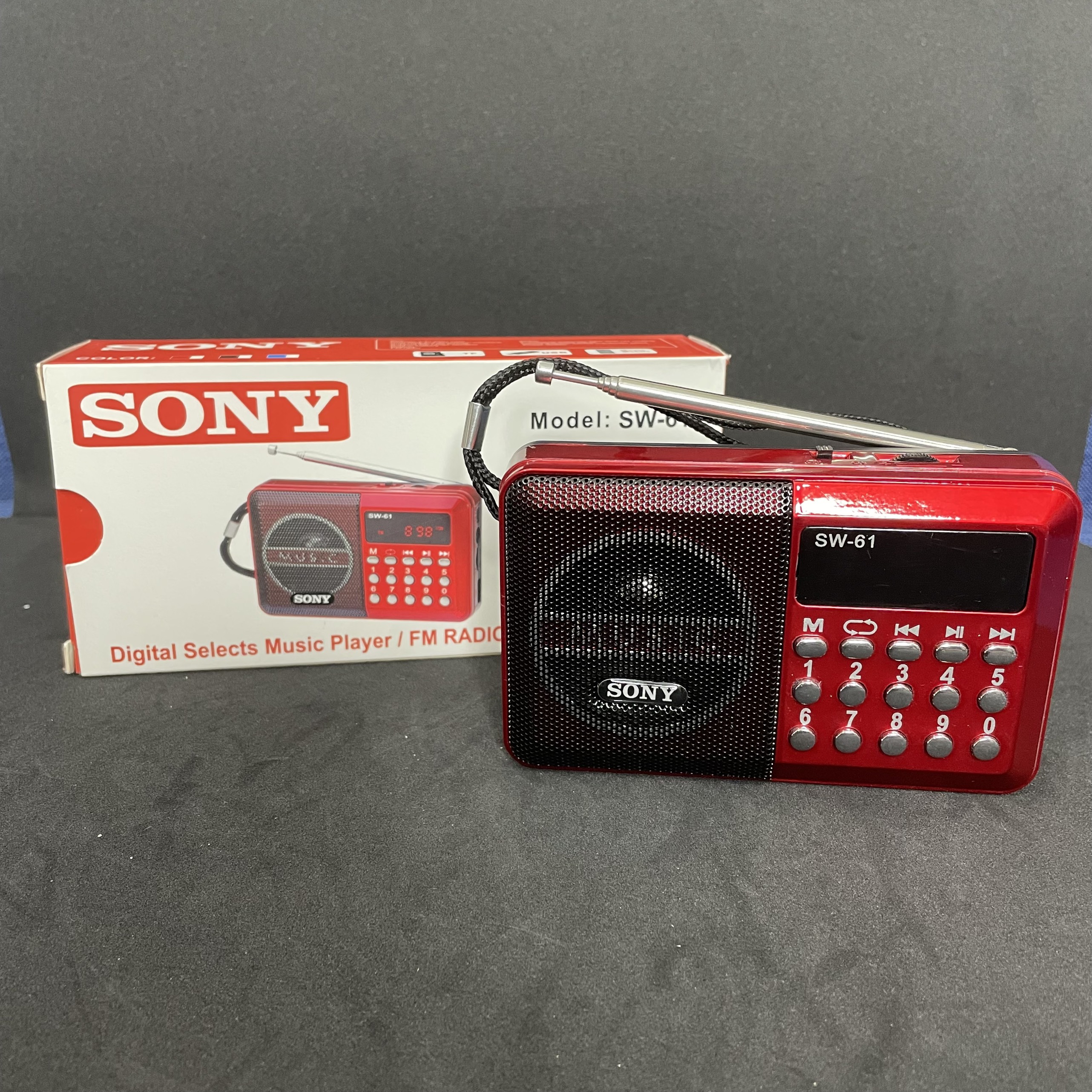 Đài radio Sony SW-61 âm thanh tốt , chất lượng dành cho người già