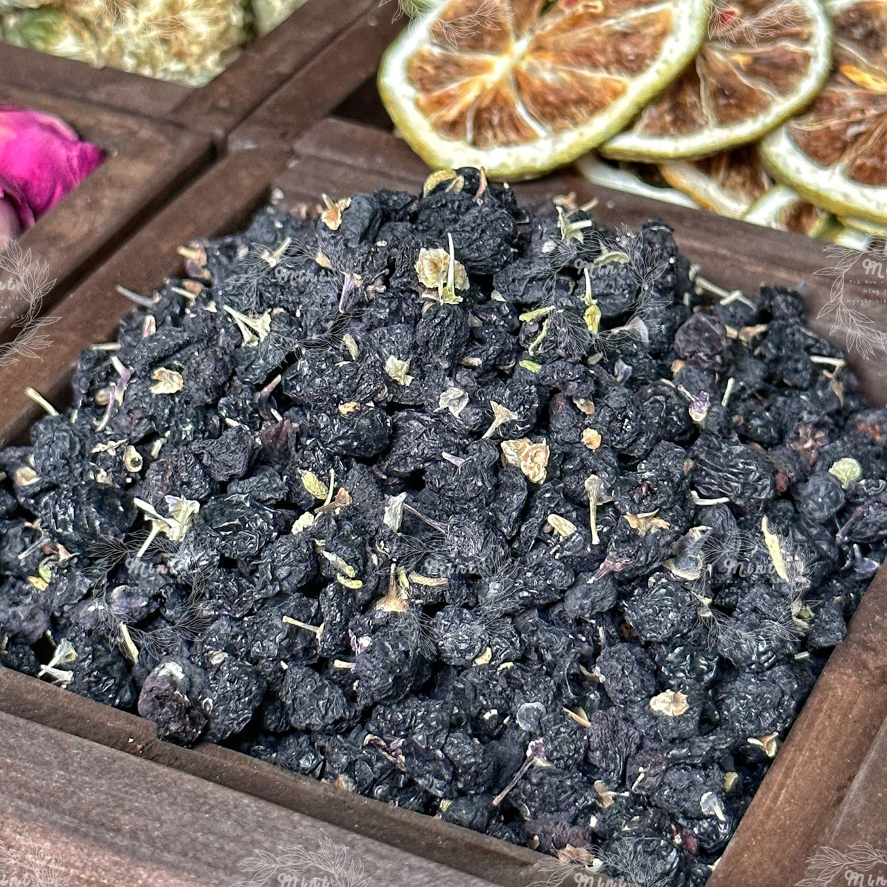 Hắc Kỷ Tử (Kỷ Tử Đen) - Chai thủy Tinh Cao Cấp 300gr
