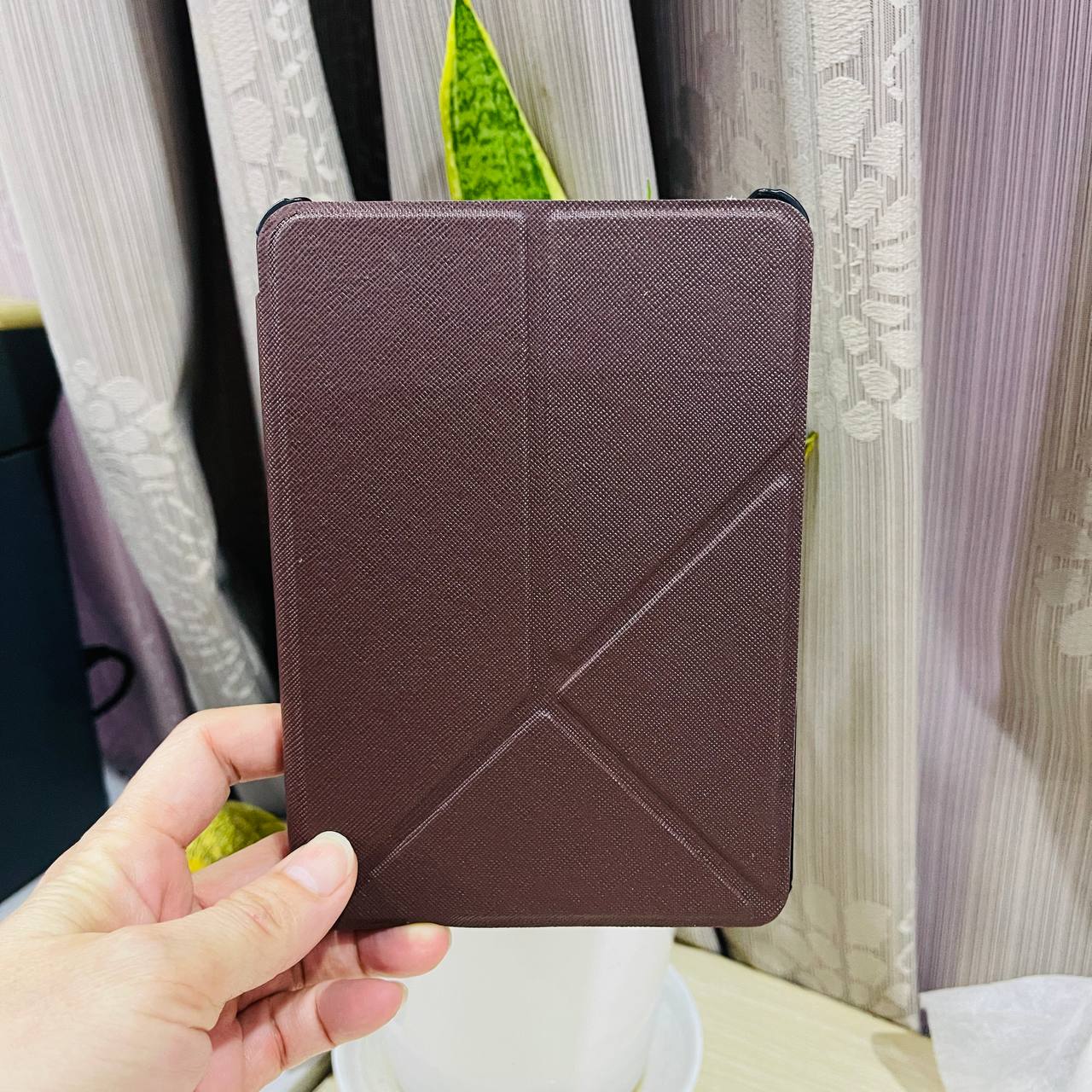 [Hoàn Tiền MAX] Bao da đơn giản dành cho máy đọc sách Kindle Paperwhite 4 - 10th generation (Leather cover for Kindle Paperwhite 4 - 10th generation ereader)