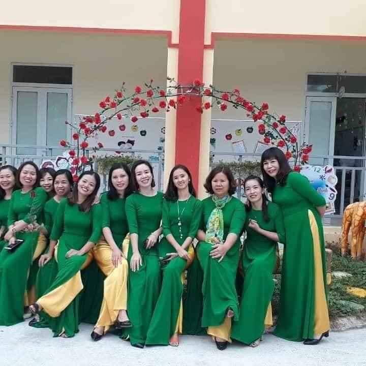 ÁO DÀI TRƠN SANG CHẢNH