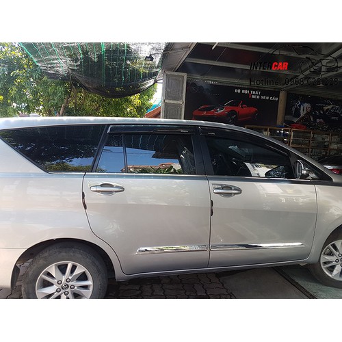 Nẹp chân kính xe Innova 2017-2018