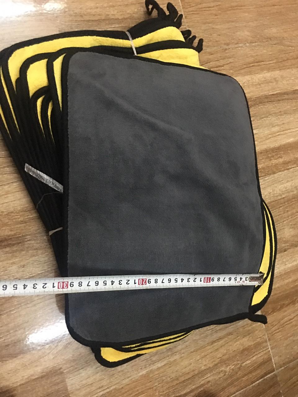 Khăn lau xe 2 mặt ô tô kích thước 30x40 cm