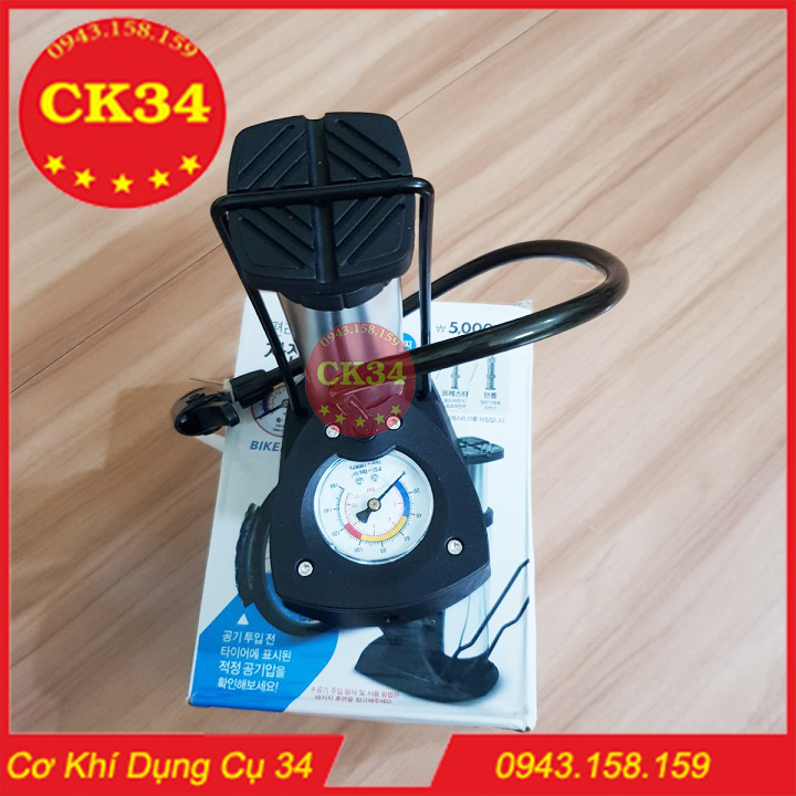 Dụng cụ bơm hơi đạp chân
