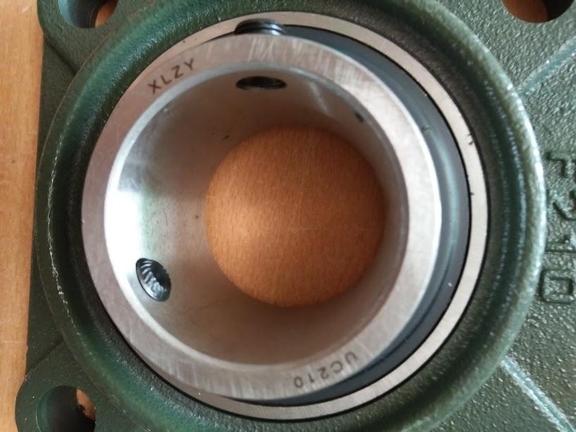 Gối đỡ vòng bi UCF 204 lắp trục 20mm