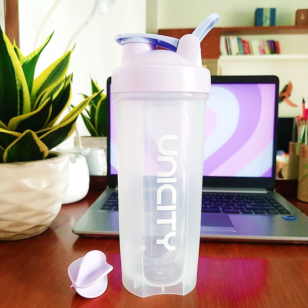 Bình lắc Unicity 700ml - Không chứa BPA