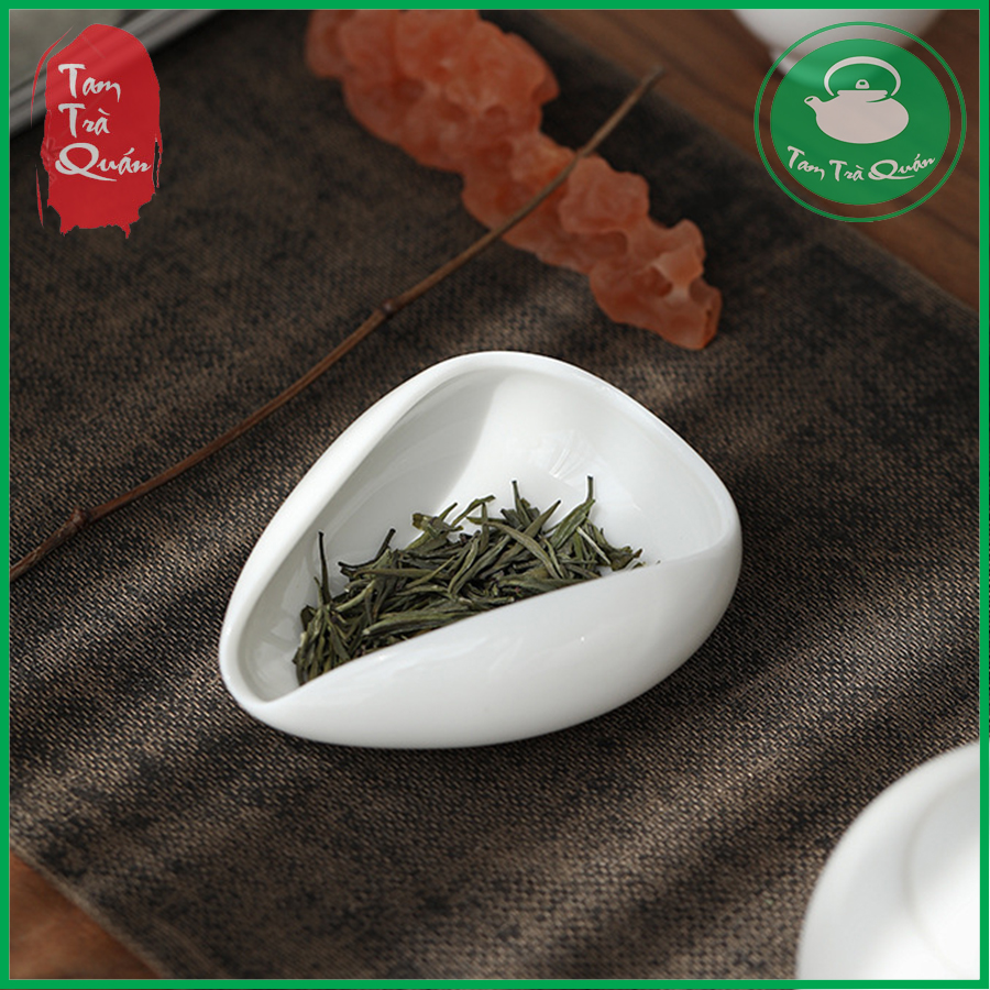 Cung nhãn trà sứ Dụng cụ thưởng trà