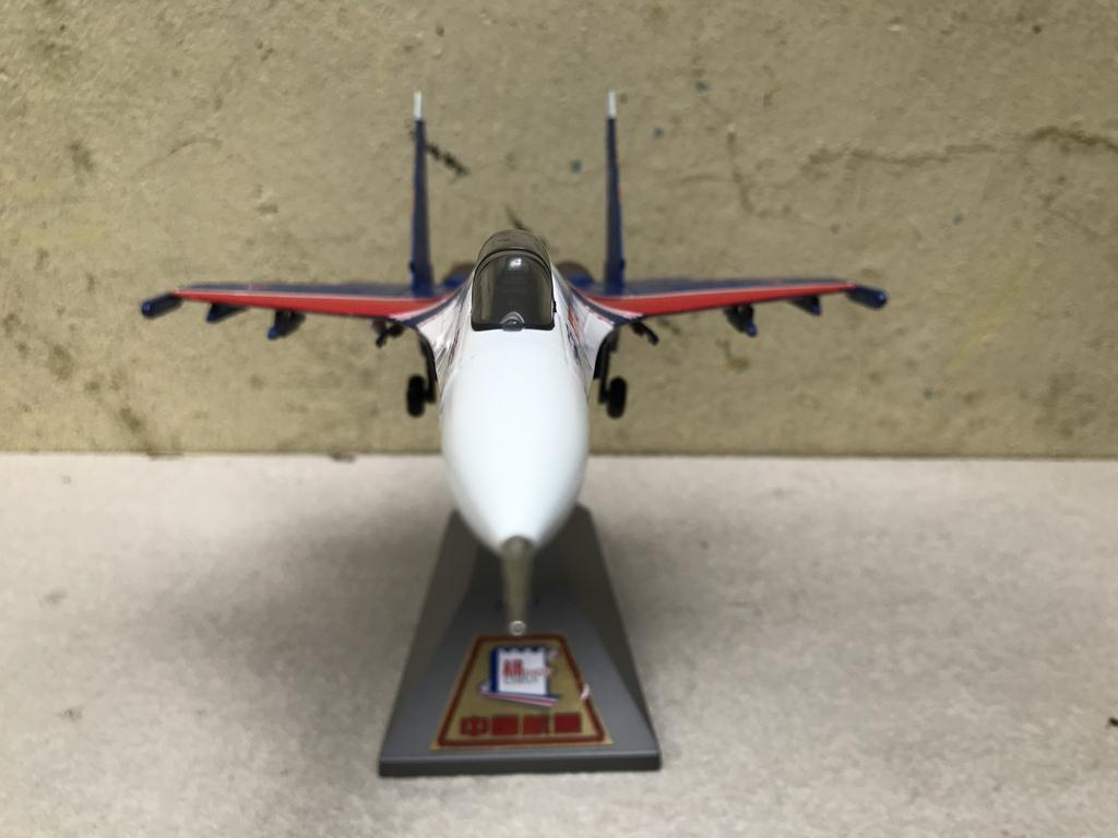[HCM]Mô hình máy bay SU-27 1:72